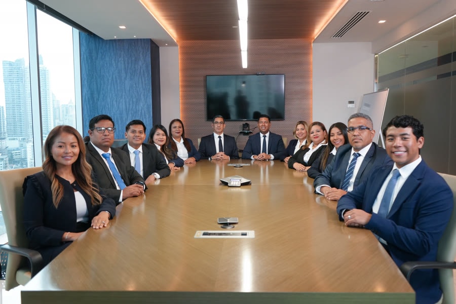 Equipo de Gerencia y Administración de Mendoza & Asociados