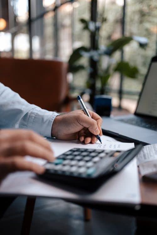 Servicios → Contabilidad